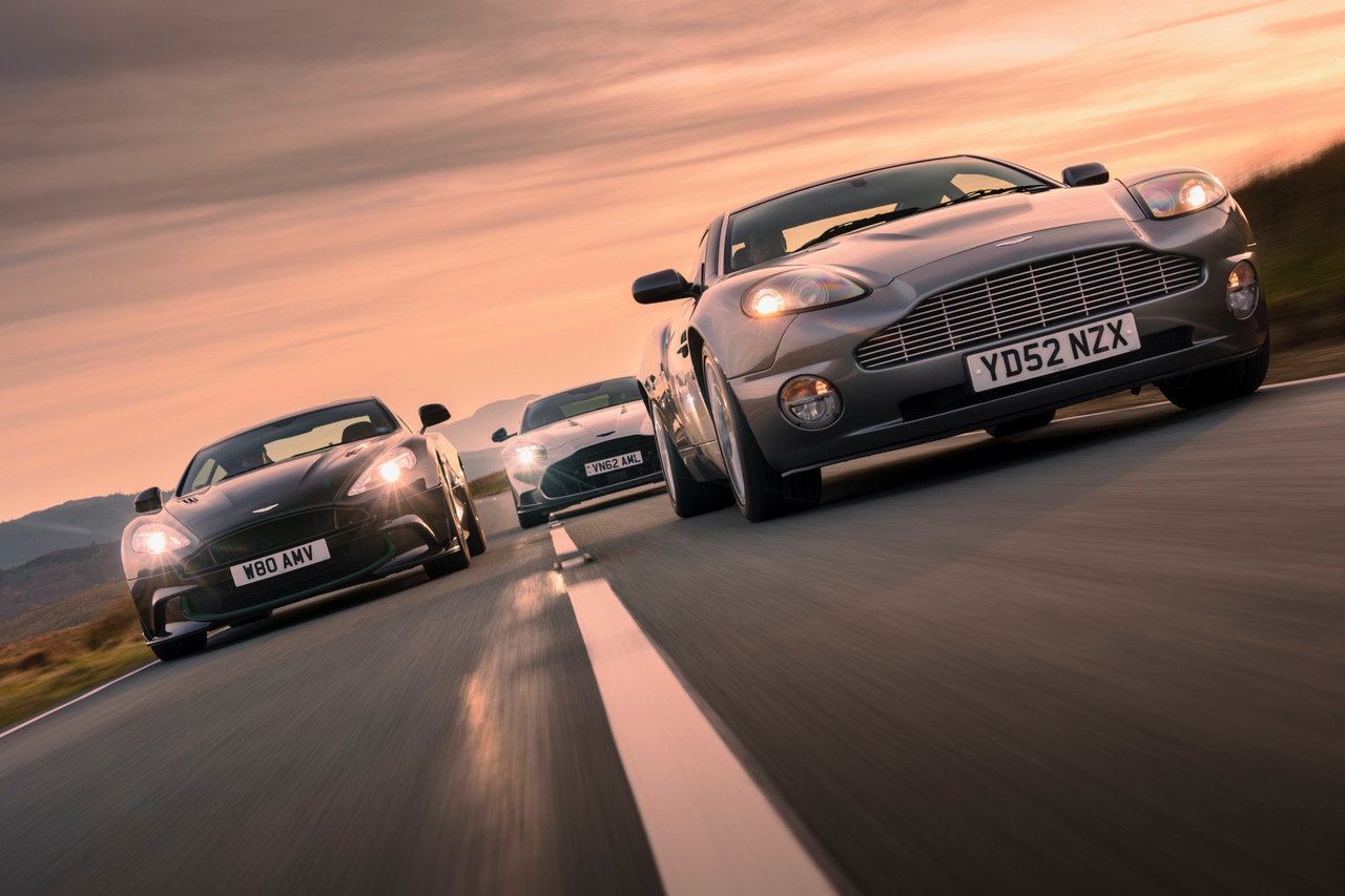 Aston Martin Vanquish at 25_02