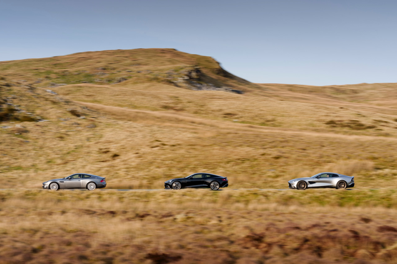 Aston Martin Vanquish at 25_04