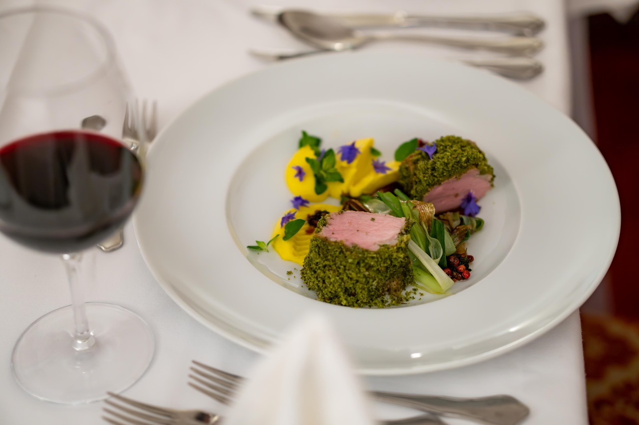 Mit-allen-Sinnen-geniessen-SlowdownHotels-Castel-Rundegg
