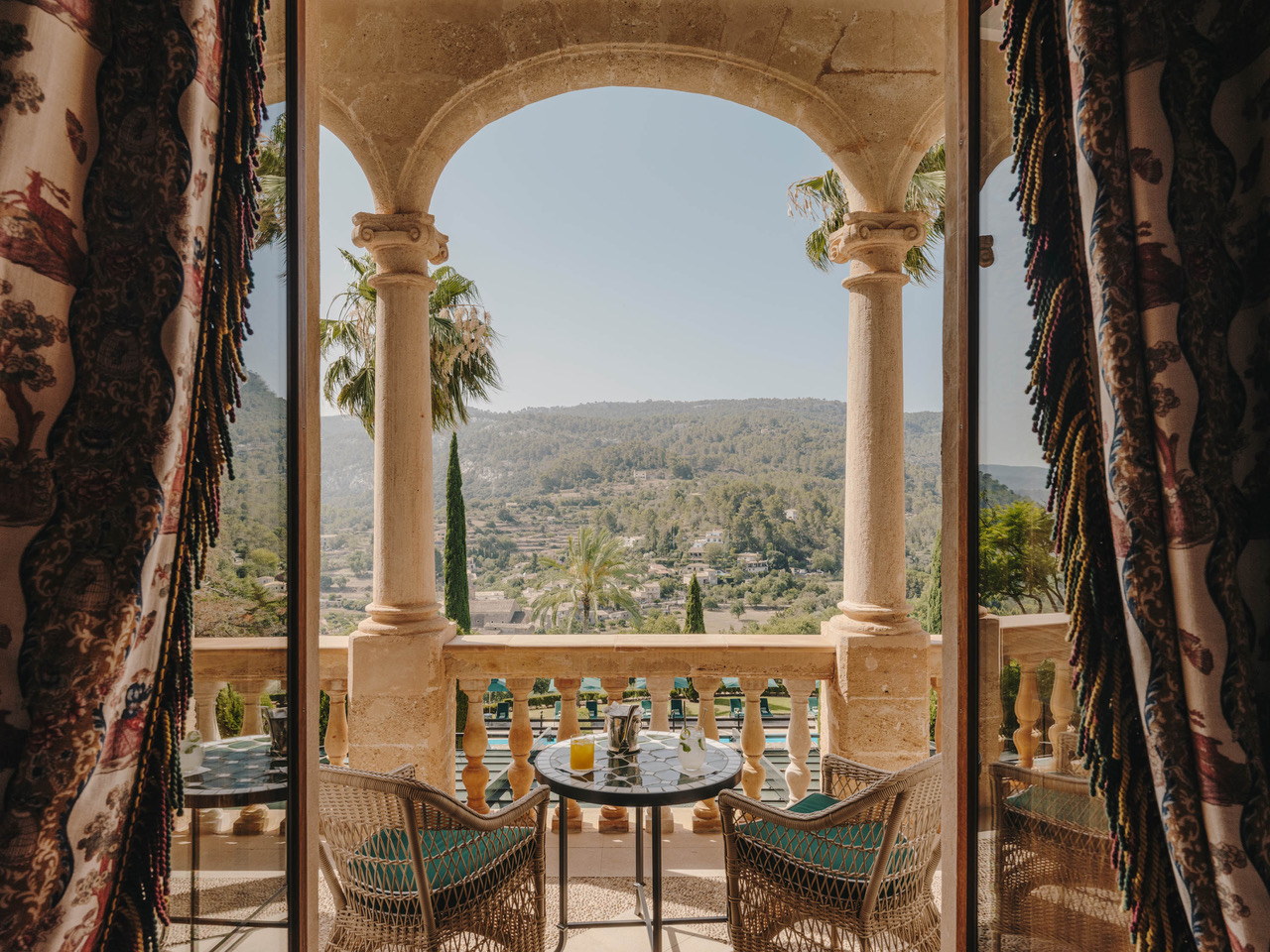 Son Net_grand son net suite_balcony (2)